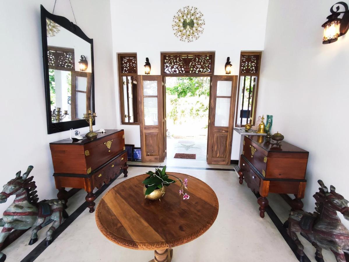 Villa Seven Faces-Luxury Escape,Stunning Views With Private Pool For A Couple Or Family! Galle Exterior foto