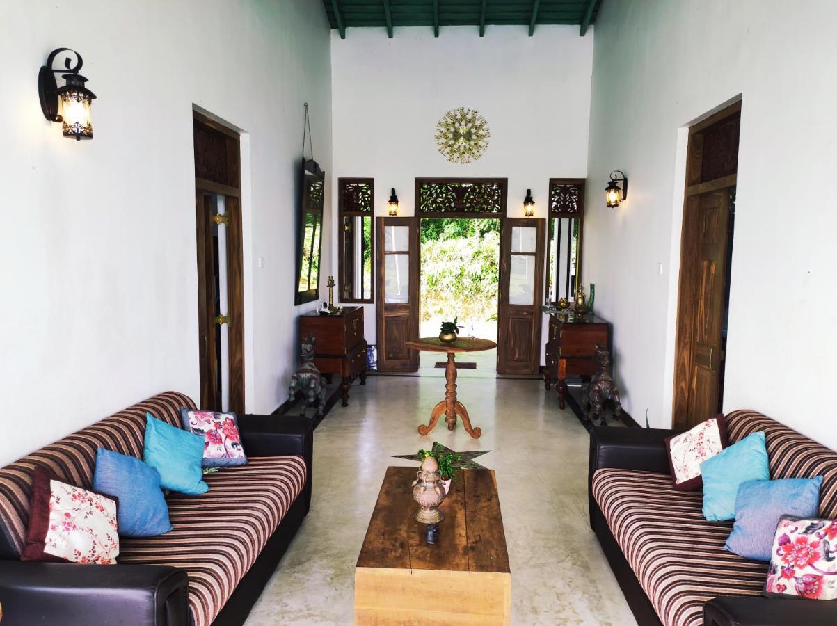 Villa Seven Faces-Luxury Escape,Stunning Views With Private Pool For A Couple Or Family! Galle Exterior foto